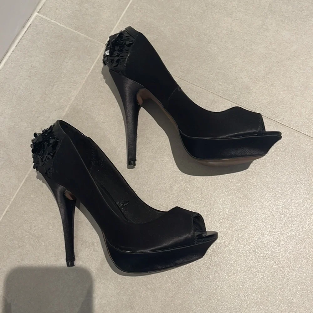 Bershka women size 36 satin black and sequin heels open toe shoes platform Y2K